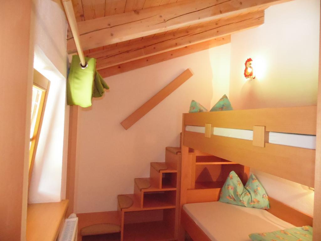 Baby- Und Kinderbauernhof Montaning Forstau  Exterior photo